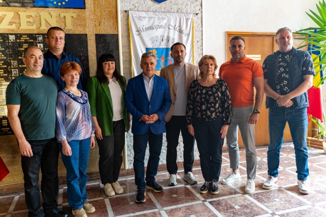 Investiție masivă în viitorul sportului local: Primăria Mediaș acordă finanțări de peste 2,5 milioane de lei pentru cluburile din municipiu Investiție masivă în viitorul sportului local: Primăria Mediaș acordă finanțări de peste 2,5 milioane de lei pentru cluburile din municipiu