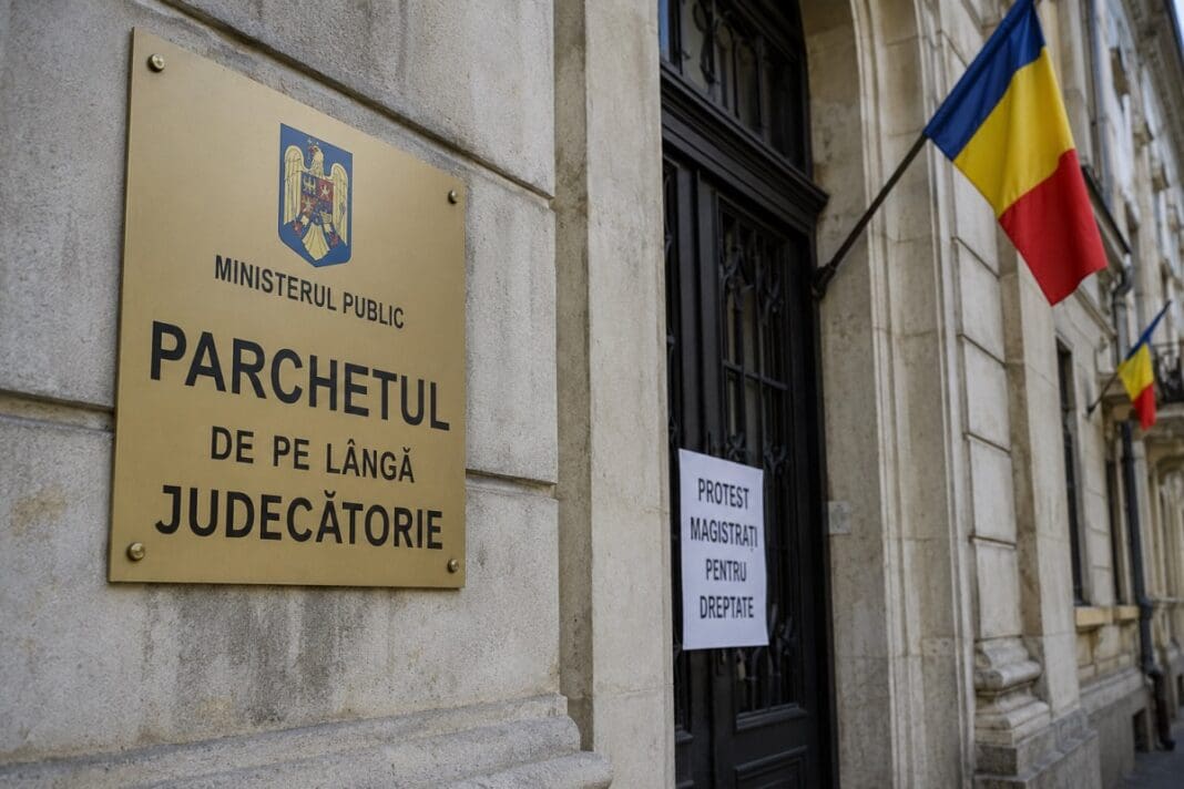 Revoltă în Magistratură: Prim-procurorii din țară acuză Executivul de „demonizare continuă” și avertizează asupra anomaliilor din noua lege a salarizării Revoltă în Magistratură: Prim-procurorii din țară acuză Executivul de „demonizare continuă” și avertizează asupra anomaliilor din noua lege a salarizării